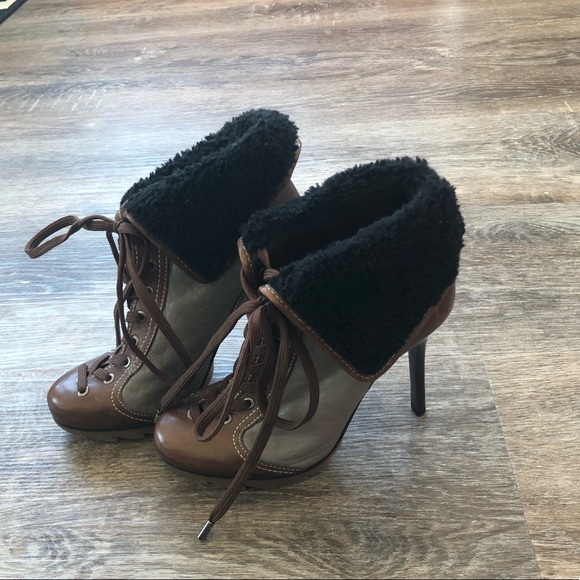 BCBGMAXAZRIA leather lug sole lace up stiletto booties faux fur trim - Picture 4 of 9